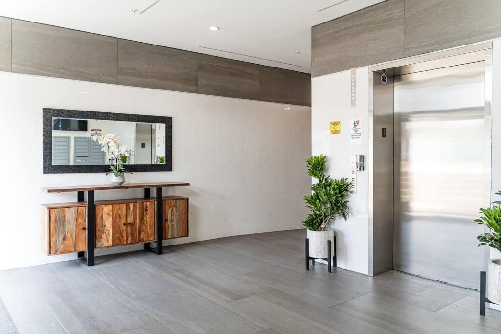 Hype Inspired Urban Escape 3 Bed By Sofi And Lax Apartamento
